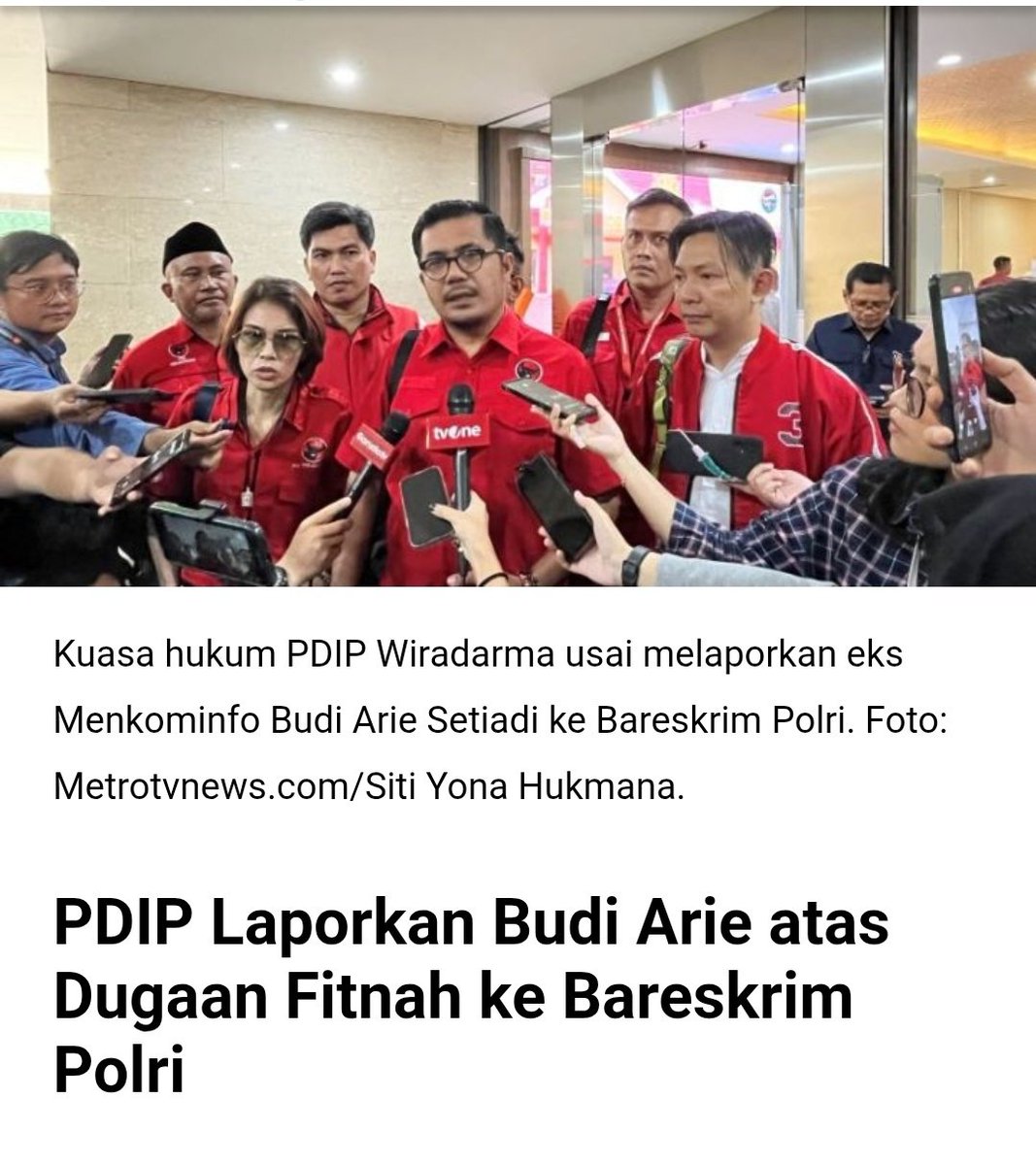 Chusnul ch💞timah (@ch_chotimah2) on Twitter photo Resmi...
Kader PDI Perjuangan melaporkan mantan Menkominfo era Jokowi, Budi Arie ke Bareskrim Polri, krn telah melakukan dugaan fitnah kepada PDIP atas pernyataan soal kasus judi online.
Tolong yg adil ya pak <a href="/ListyoSigitP/">Listyo Sigit Prabowo</a> <a href="/DivHumas_Polri/">Divisi Humas Polri</a> jgn laporan dari pihak Jokowi aja yg Resmi...
Kader PDI Perjuangan melaporkan mantan Menkominfo era Jokowi, Budi Arie ke Bareskrim Polri, krn telah melakukan dugaan fitnah kepada PDIP atas pernyataan soal kasus judi online.
Tolong yg adil ya pak <a href="/ListyoSigitP/">Listyo Sigit Prabowo</a> <a href="/DivHumas_Polri/">Divisi Humas Polri</a> jgn laporan dari pihak Jokowi aja yg