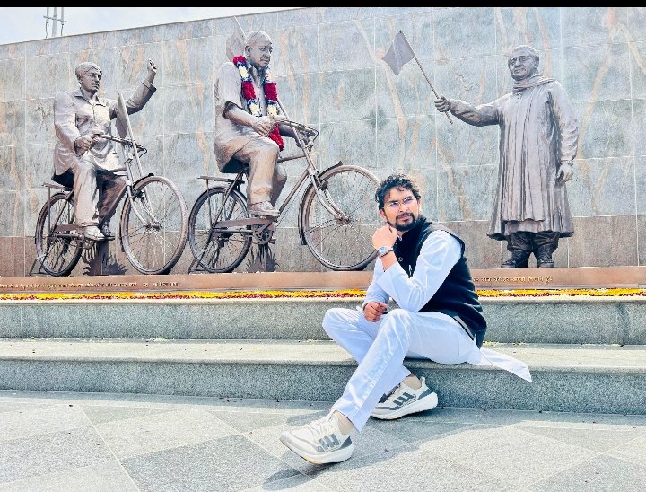 बहुजन मिशन के साथी भाई। <a href="/vimalvarun/">Vimal Varun</a>  जी को जन्म दिवस की शुभकामनाएं 
#जयभीम 🙏💐