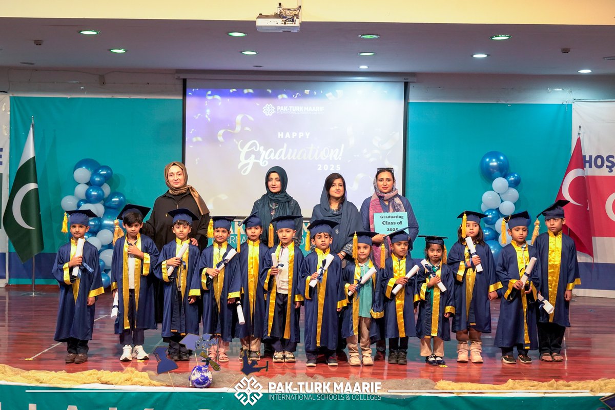 PakTurkMaarif's tweet photo. Cherishing the joyful Glimpses of the Junior Section Graduation Ceremony at Pak-Turk Maarif International Chak Shahzad Campus, Islamabad — a celebration of milestones, memories, and bright beginnings! 🇵🇰🇹🇷
#GraduationDay #JuniorSection #PakTurkMaarif #ChakShahzadCampus https://t.co/X1RmFaRhTz