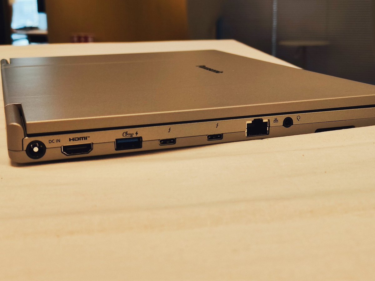 【国産❗初心者向け❗】レッツノート✨i5✨SSD256G✨8G✨カメラ✨オフィス レッツノート - Search / X