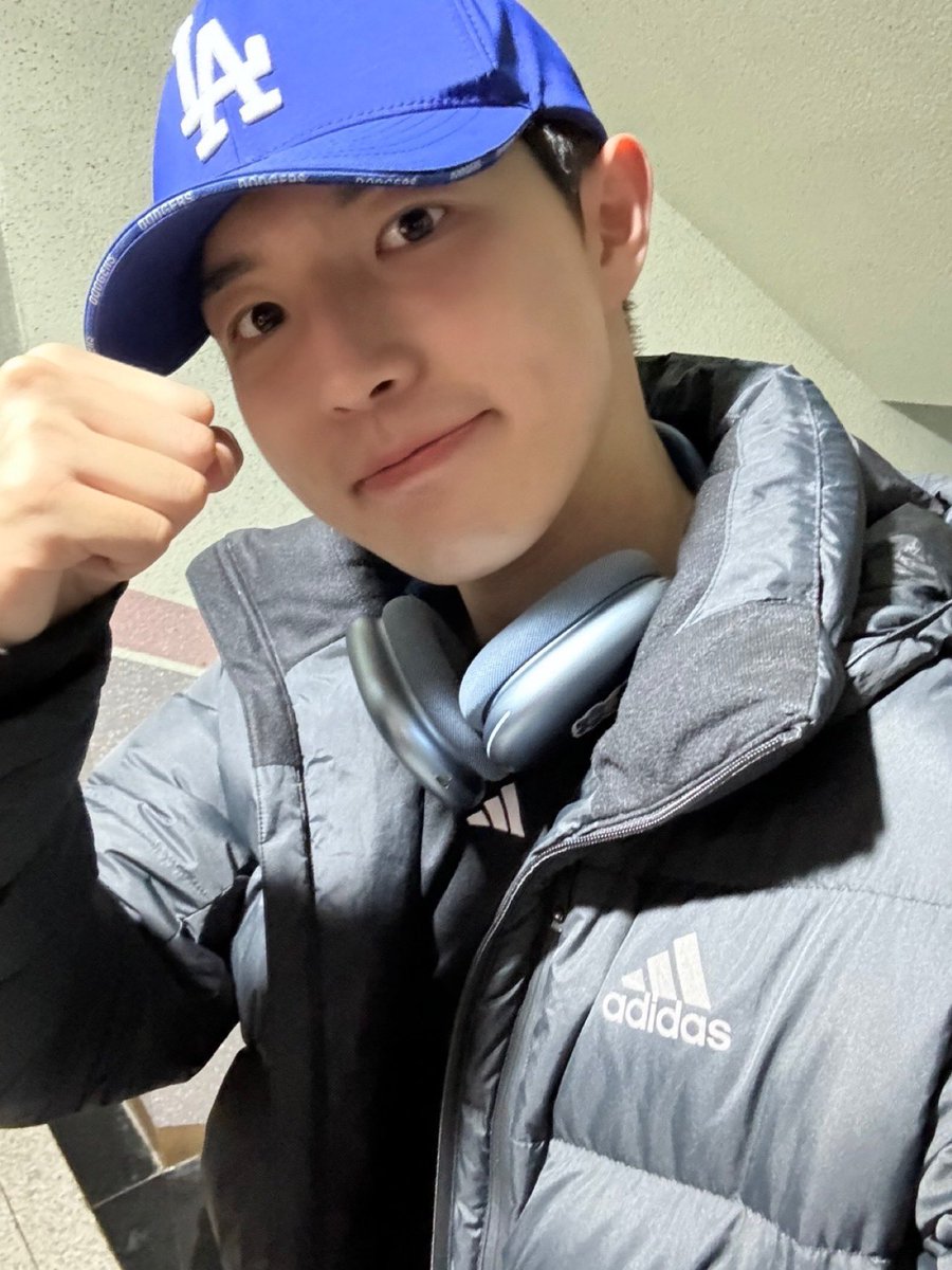 정답 : 3. 갈비찜

#천재강아지_재환이의_생일상