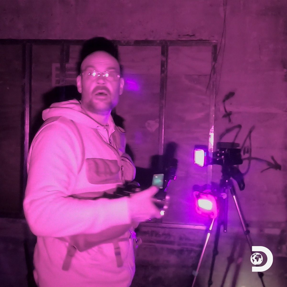 GACpossessions's tweet image. Best captions win 👻