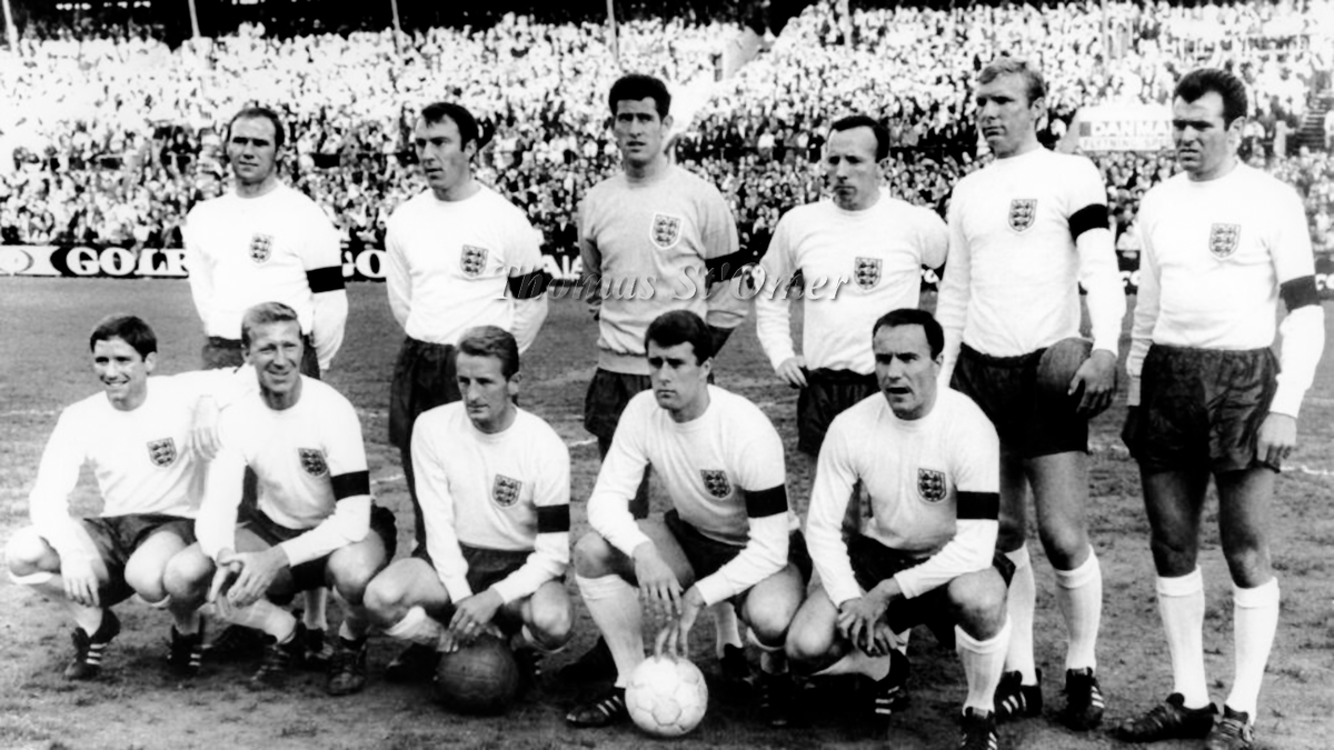 THOMASSTOMER's tweet photo. ¿Ubican a algún campeón mundial de fútbol? https://t.co/YUDVQRZF4j