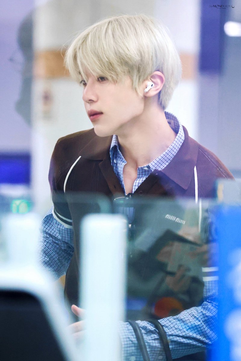 DerMond_SION tweet media