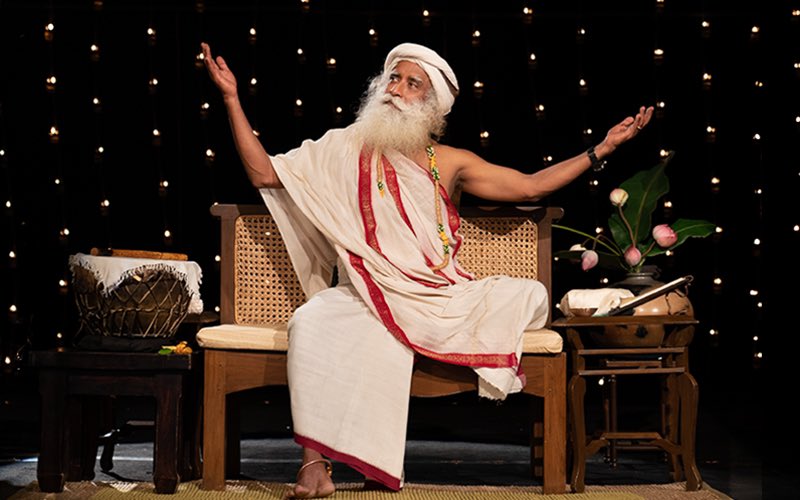 SadhguruJV's tweet photo. The significance of being born human is that you have the potential to become limitless. It is up to you to live your Godliness. #SadhguruQuotes https://t.co/mJ8gWt8nAJ