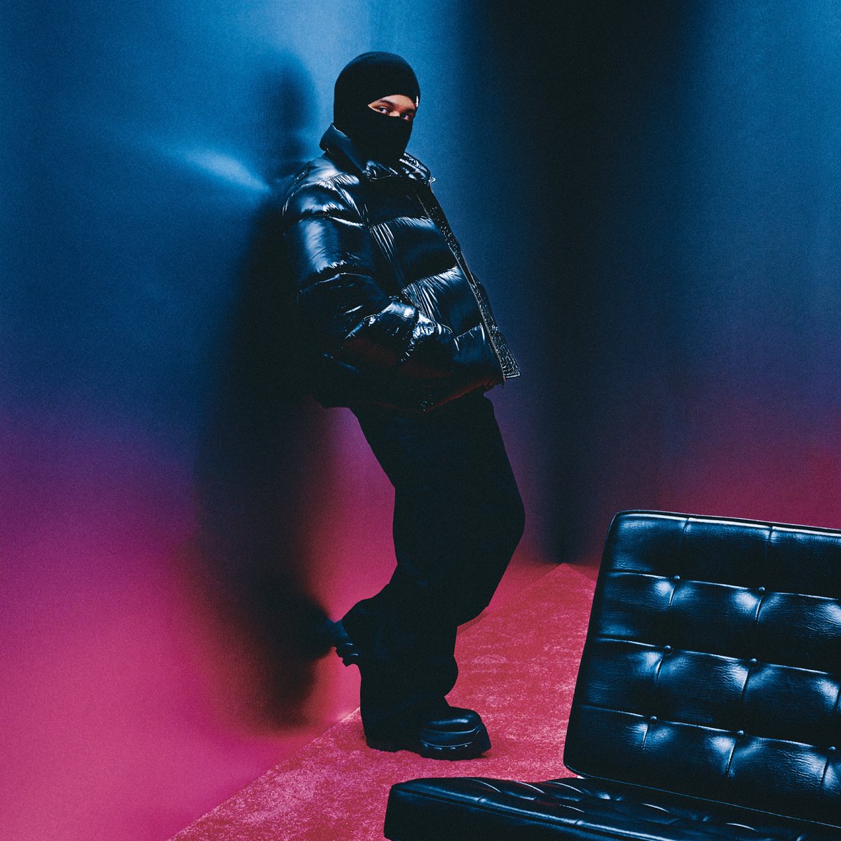 chartdata's tweet photo. #AMAs Favorite Male R&amp;B Artist Winner: The Weeknd https://t.co/5HbCg7DjJ8
