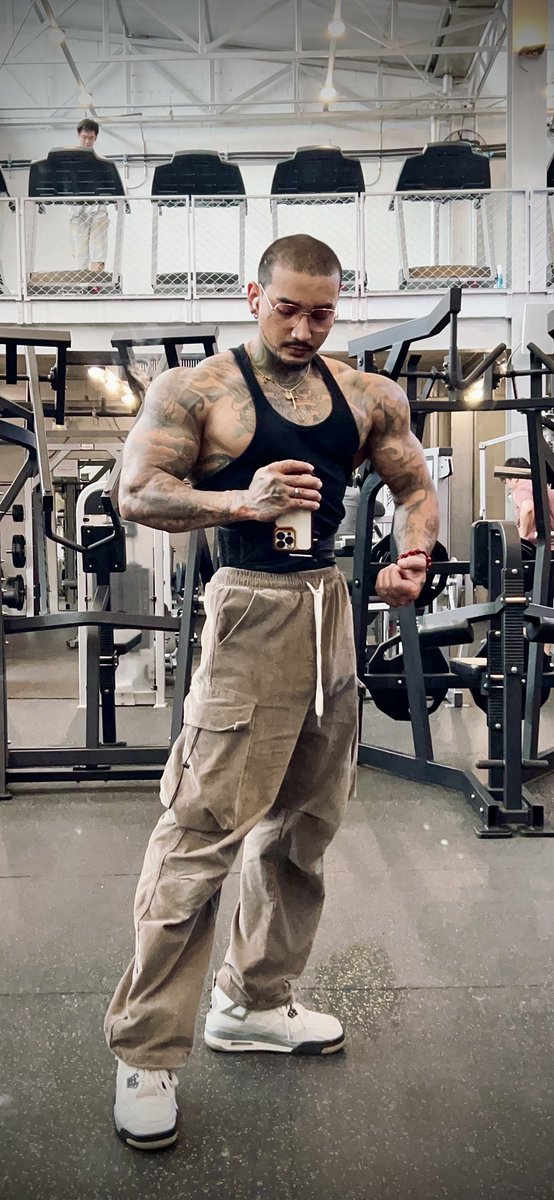 นพวิชญ์ สุโขพล รับนวดออยน้ำ สปา &สปอต massage (@paemc444) on Twitter photo 