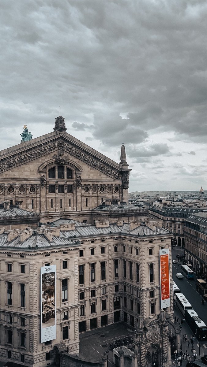salbdhh's tweet photo. París . https://t.co/b7uRKBXvbS