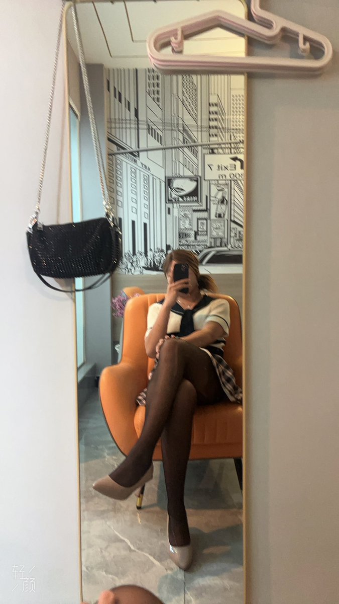 SSSanrui's tweet photo. 一个人 #女装男性 #女装调教 #长发男生 #勾引直男 #女装CD #女装穿搭 #骚货诱惑 #女装勾引 #CDS #御姐婊 #Crossdesser #男妹妹 #女装子さんと繋がりたい https://t.co/pHVkEhOHlg