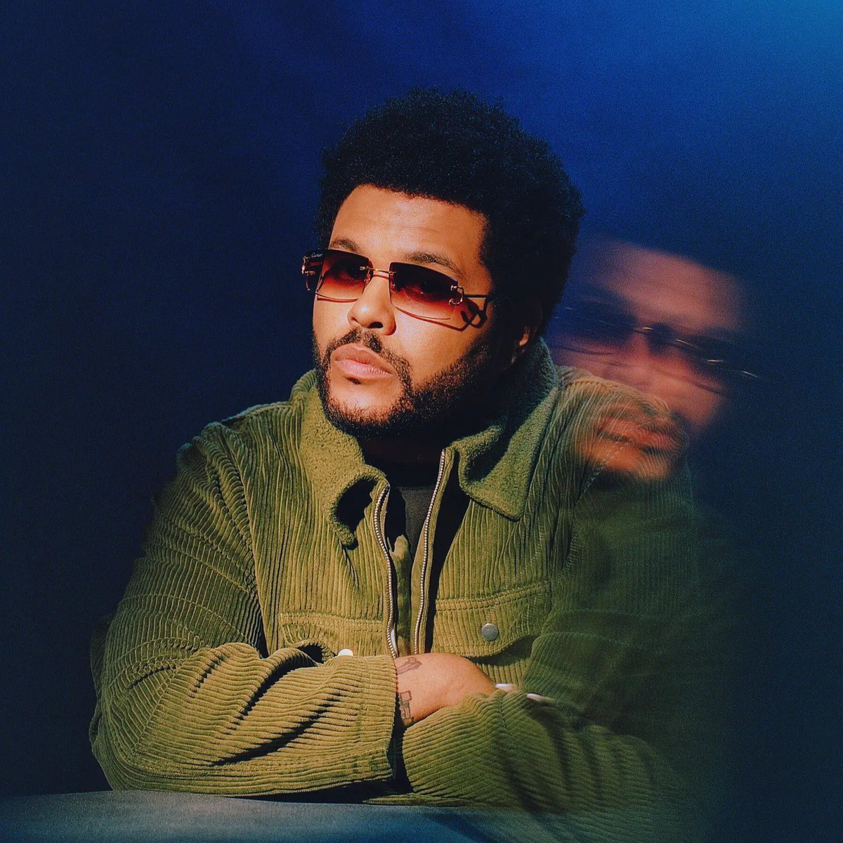 arixabeI's tweet photo. Abel has won two #AMAs  tonight !

1) Favorite Male R&amp;B Artist
2) Favorite R&amp;B Album: Hurry Up Tomorrow

Great job at voting XO! https://t.co/xBZlKRNGjf