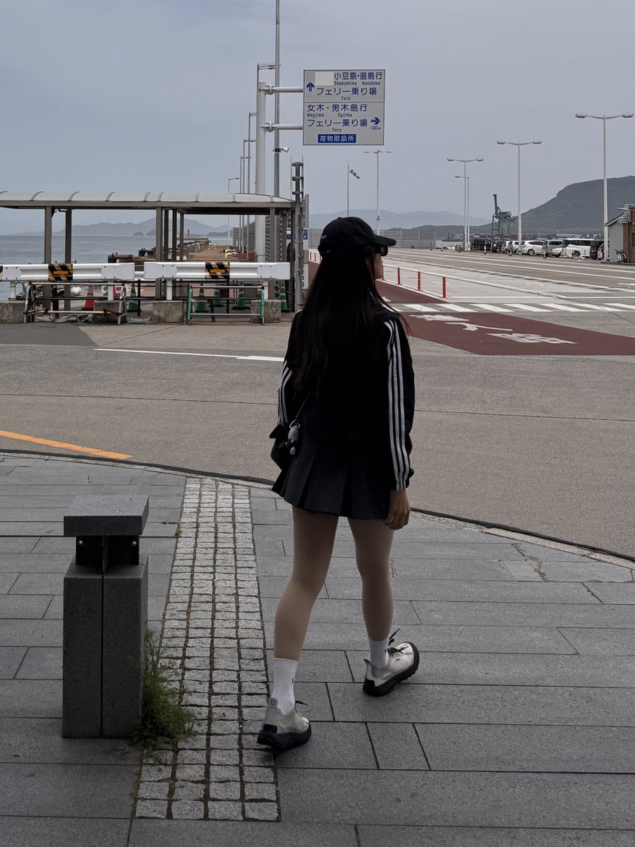 _doenda's tweet photo. 신을 때마다 그거 뭐냐고 질문 받는 신발👟
✔️노다001신더 https://t.co/l7Hrzw5QAD