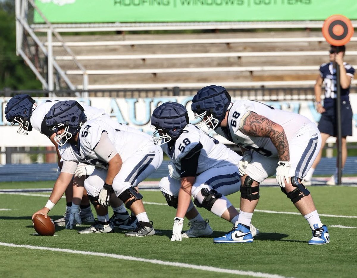 CodyTaylor68's tweet photo. Spring ball complete. 
Summer workouts are here! 
Senior Season Loading…
#Trenchgang #FastFeetViolentHands #2x6ADefendingStateChamps #EarlyGrad https://t.co/JgkU6LJB6B