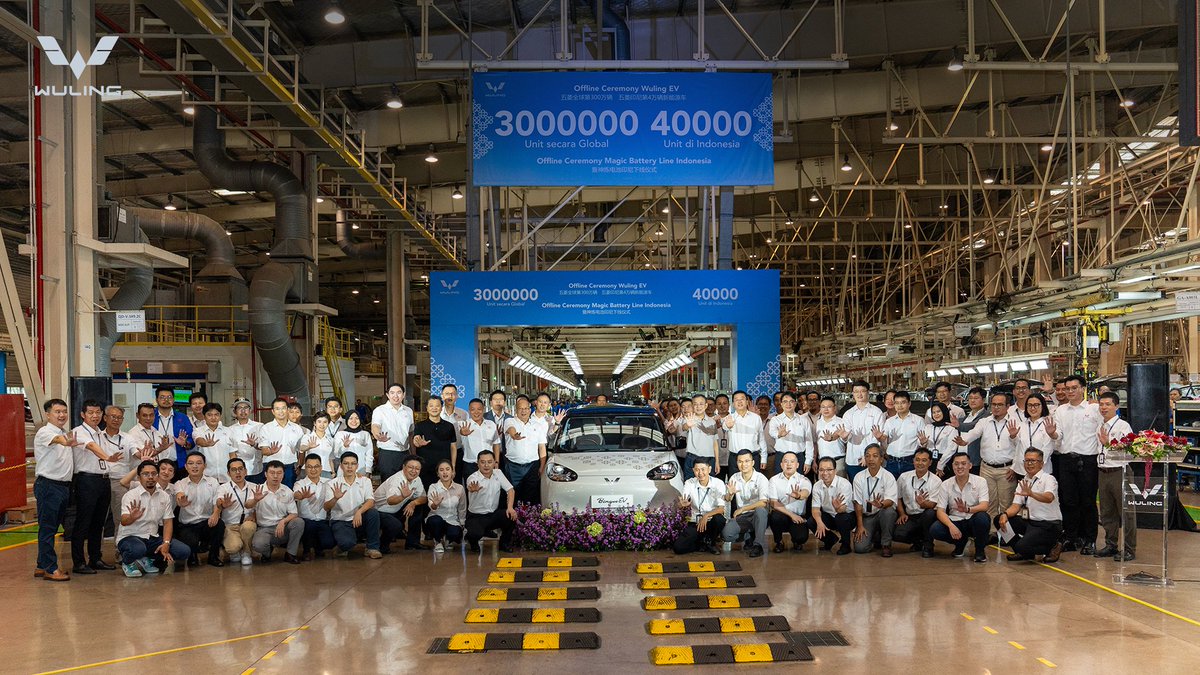 WulingMotorsID's tweet photo. Wuling Rayakan Produksi 3.000.000 Unit Mobil Listrik Secara Global dan 40.000 Unit EV di Indonesia
Baca selengkapnya: https://t.co/CIbjGUWbrk
#WulingMotors #DriveForABetterLife #DriveForAGreenLife #WulingEV #WorryFreeBersamaWulingEV #NewAirev #BinguoEV #NewCloudEV https://t.co/EIqn42swO6