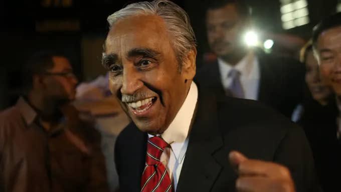 Nuestras sentidas condolencias por el fallecimiento de Charles Rangel, promotor incansable desde el Congreso estadounidense del diálogo y el entendimiento entre #Cuba y Estados Unidos.

Fue un respetado líder de su pueblo.