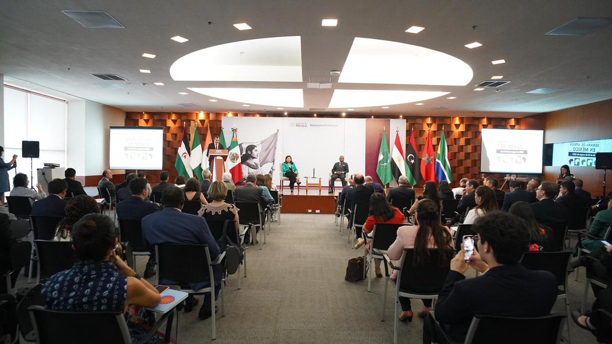 SRE_mx's tweet photo. COMUNICADO. "Celebra México la Semana de África 2025 para fortalecer lazos con el continente africano".

https://t.co/OKvfMc0XUd https://t.co/K2Cmn8aA7v