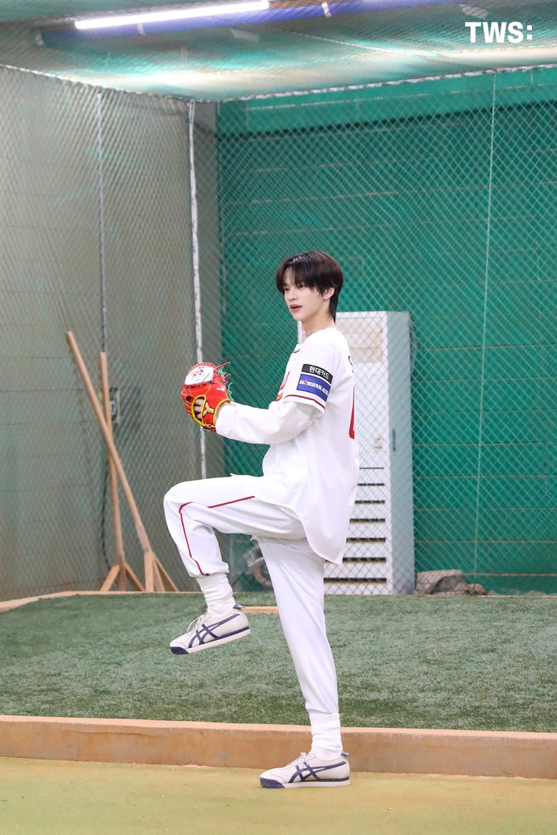 ౨ৎ.. tweet media