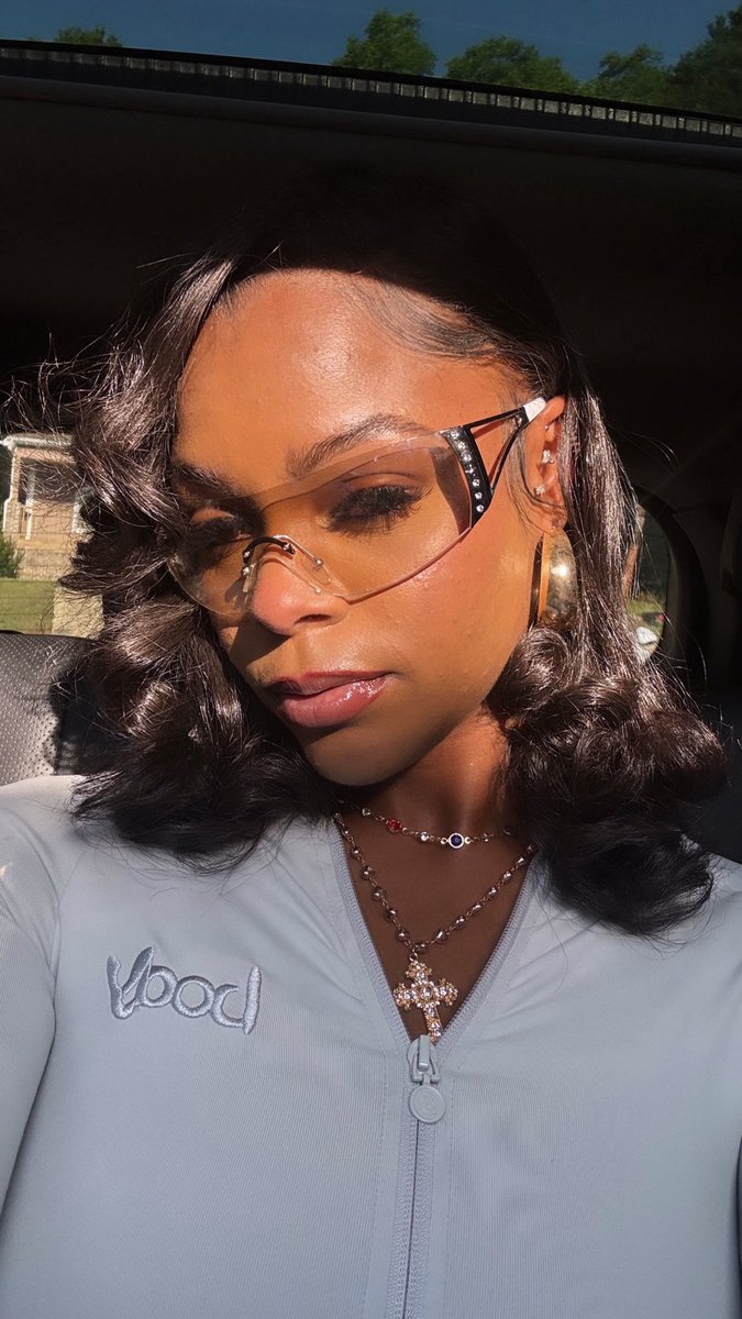 bria_simone03's tweet photo. proof of life ✨ https://t.co/0cqEvR4gkC