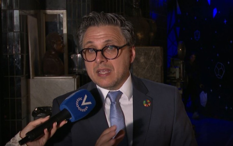 #Economía | Capozzolo espera que licencia de Chevron sea renovada y se extienda a otras empresas

Amplía la información aquí: noticiasvenevision.com/noticias/econo…

#NoticiasVenevision #26May