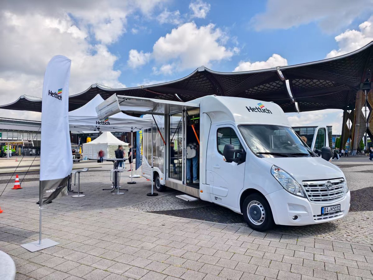 Don’t forget to visit the open-air site at #LIGNA25, where you can see the giant cranes, lifting solutions, smart woodworking solutions and cutting-edge machinery!

#LIGNA #LIGNA25 #interzum #interzum25 #woodworking #WoodProcessing #machinery #furnituremanufacturing #furniture