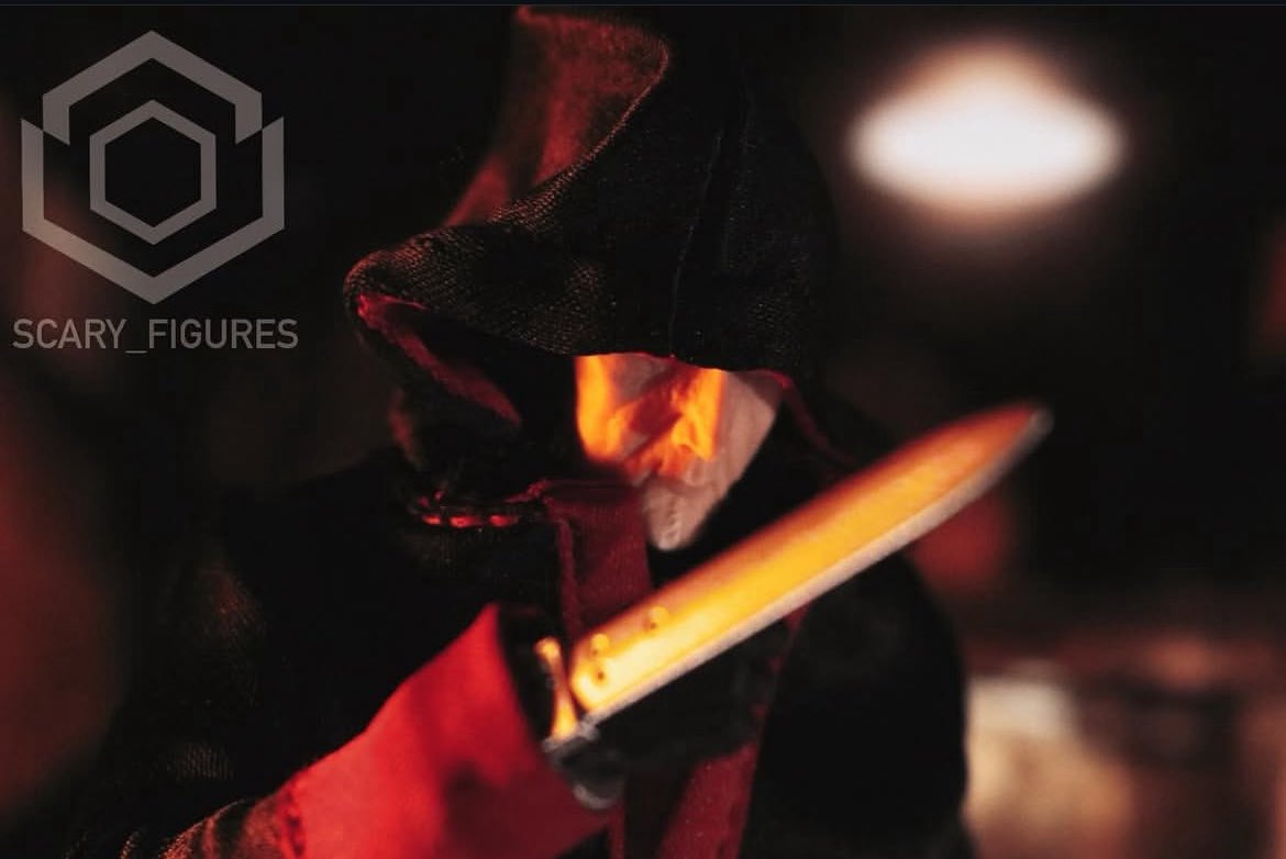 Oh yes… there will be blood…

#actionfigure #actionfigures #figurephotography #horror #HorrorMovies #sawfranchise #Saw2004 #johnkramer #jigsaw #jigsawkiller #sawii #sawiii #sawiv #sawv #tobinbell