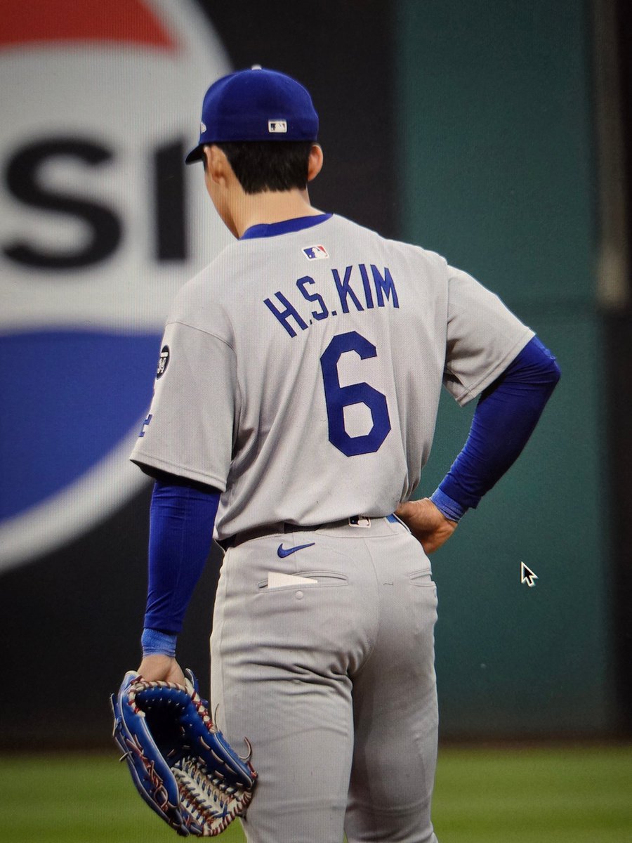 for_dodgers6's tweet photo. 원정니폼도 좋음.. https://t.co/aEAPkPpVJb