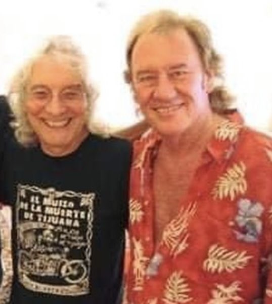 daisywrabbit's tweet photo. Albert Lee and Alvin Lee
2008 https://t.co/y98ZoscWo3