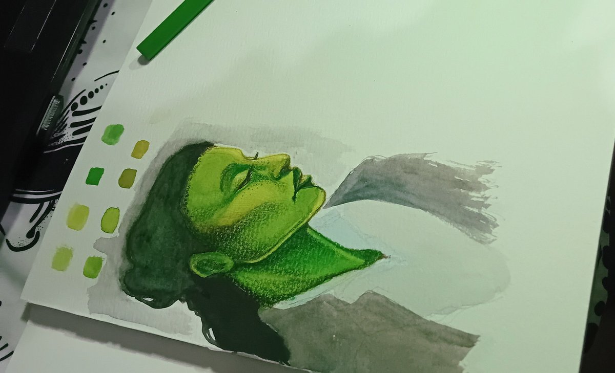 lavytaecosi's tweet image. Era pra eu estar terminando um trabalho mas estou desenhando a elphaba #WickedMovie