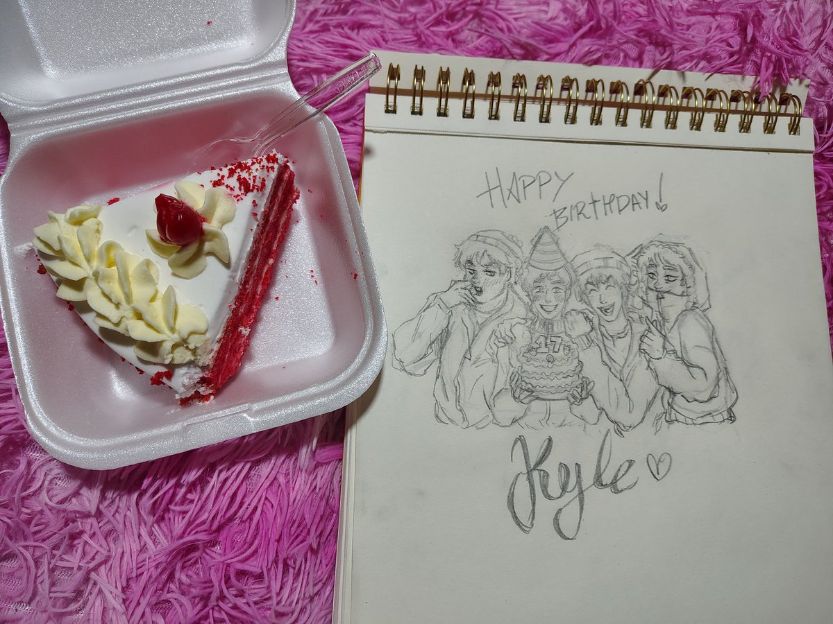 juliana_pizz847's tweet photo. Feliz cumpleaños 🎉 Kyle 💚
Obviamente no iba a acabar este día sin su respectivo dibujo y pastel de Red Velvet 🔥, espero que les guste.👾 (Ignoren las manos)
#KyleBroflovski #kyleweek2025 https://t.co/Dxepz0cF11