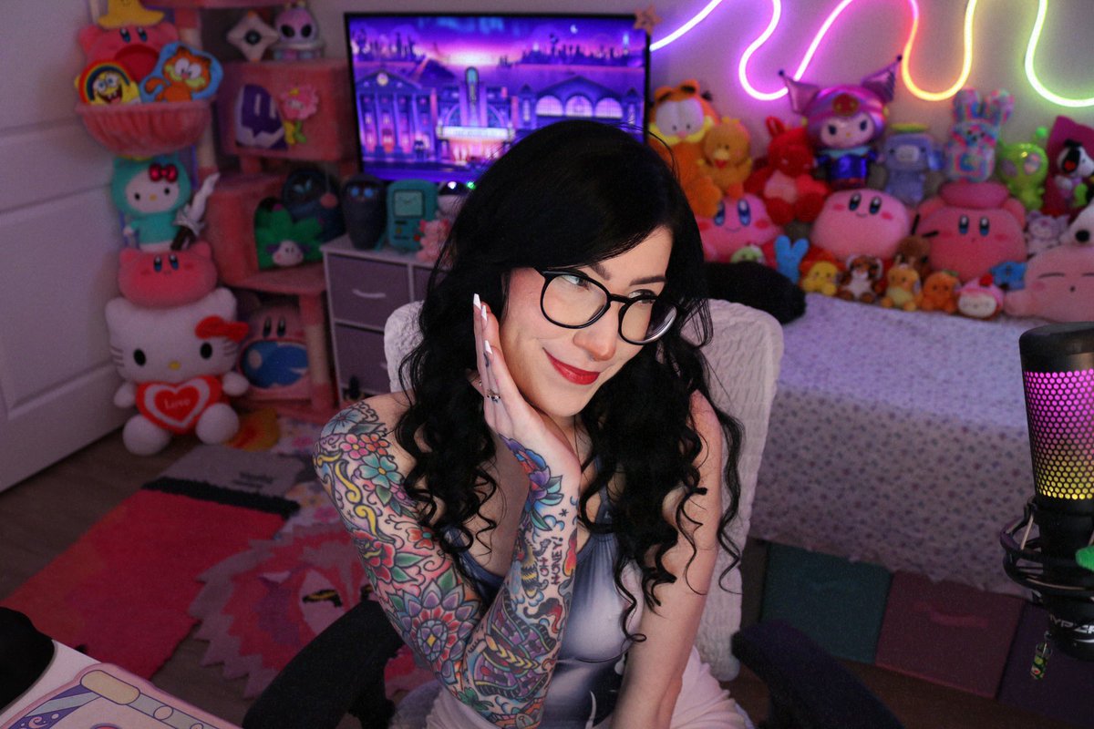 sweetest sniper girl you ever met 🖲️

live now @ twitch.tv/calamitykait