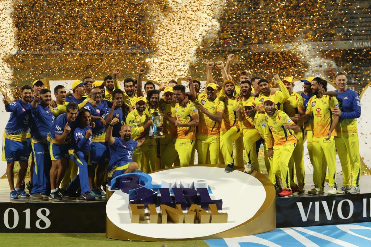 🚨 THE GREATEST COMEBACK STORY IN IPL 🚨

- Coming into IPL after 2 years, people called them Dad's Army, given no chances to qualify into Top 4 but it was CSK, it was Captain MS Dhoni and on May 27th, 2018, Chennai Super Kings won the IPL for the third time. 💛