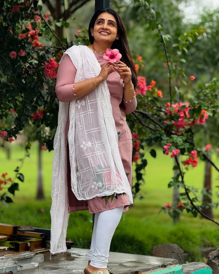 viralvideos16's tweet photo. π― #SujithaThread
#Sujitha new photos https://t.co/zKhWYUCsxd