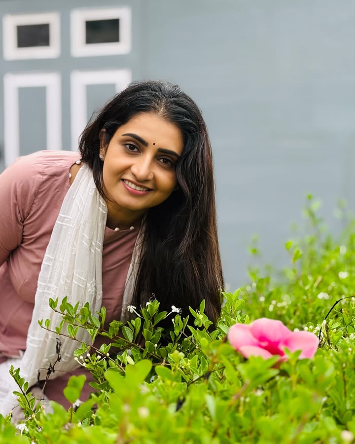 viralvideos16's tweet photo. π― #SujithaThread
#Sujitha new photos https://t.co/zKhWYUCsxd