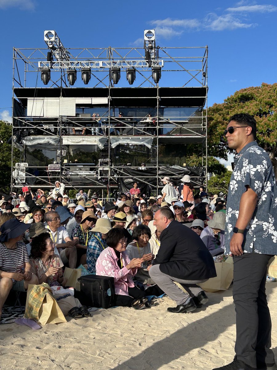 sushipriest's tweet photo. 🕯️✨ 27th Annual Shinnyo Lantern Floating in Hawaii will start soon✨🕯️
Thousands of lights carried messages of remembrance, hope, and peace across the waters.
Each lantern a tribute to loved ones, a prayer for harmony, and a reminder of our shared humanity.
#LanternFloating https://t.co/P2h0IffRjU