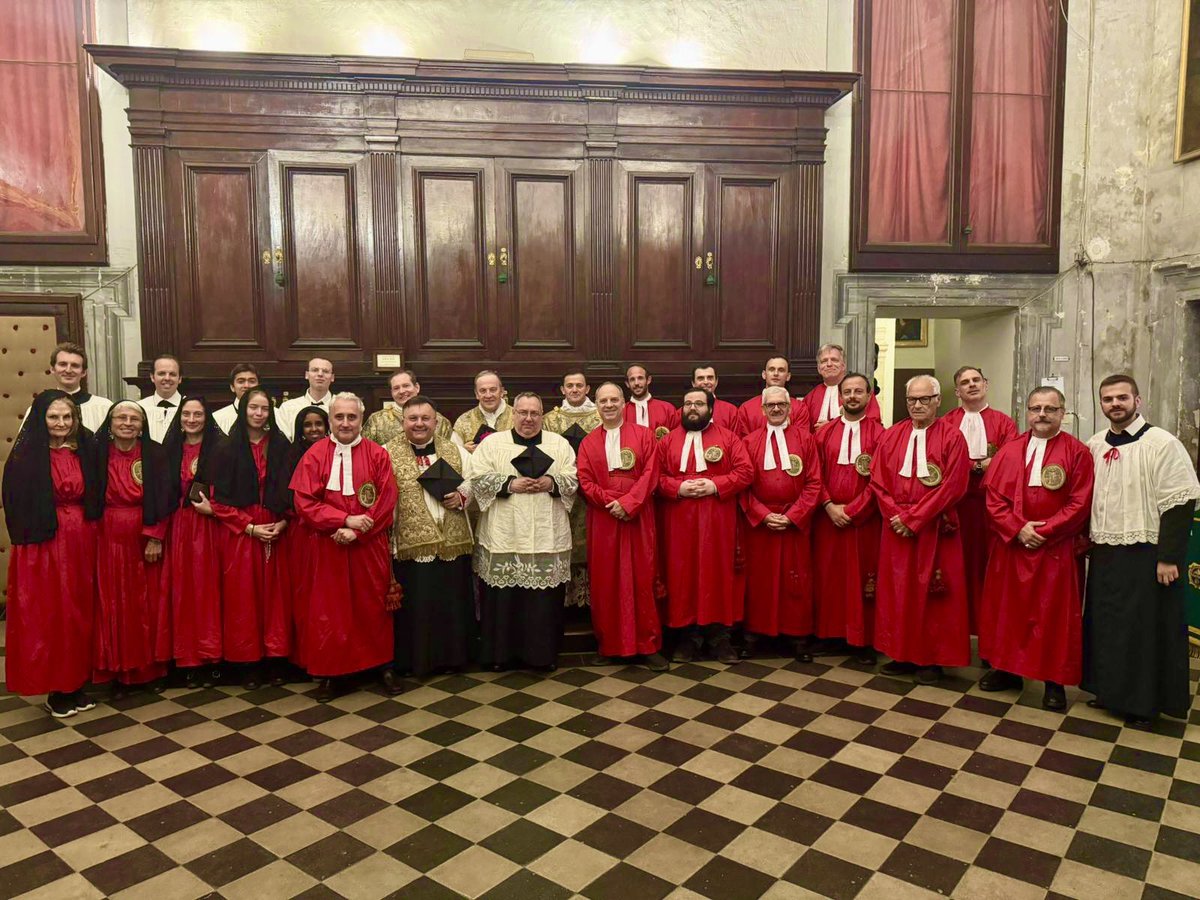 SS. Trinità dei Pellegrini tweet media