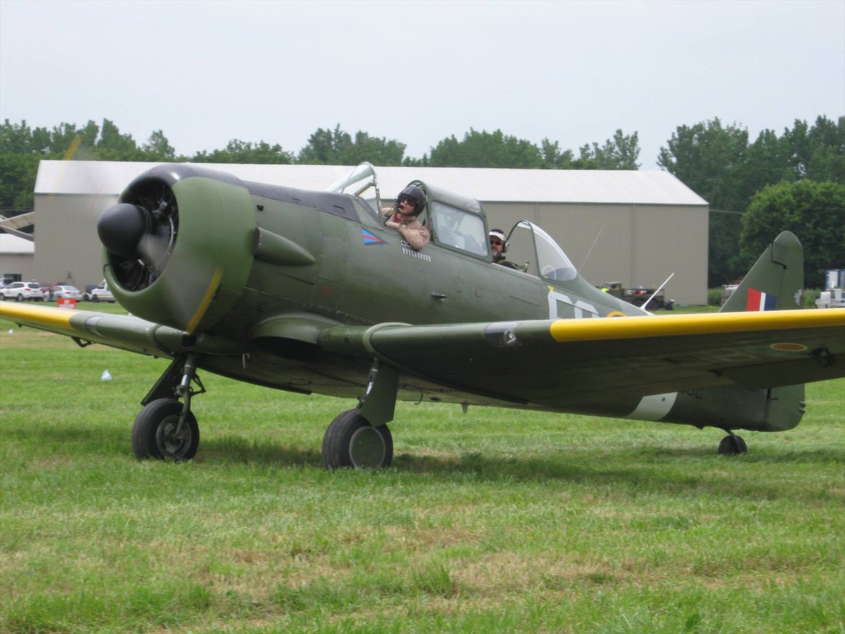redtail_lp51's tweet image. #TrainerTuesday is once again upon us. We highlight the AT-6/Harvard here a lot because, well, we really like it!

#t6texan #lucygal #wwii #warbirds #rochesterny #wny #tuskegee #redtails