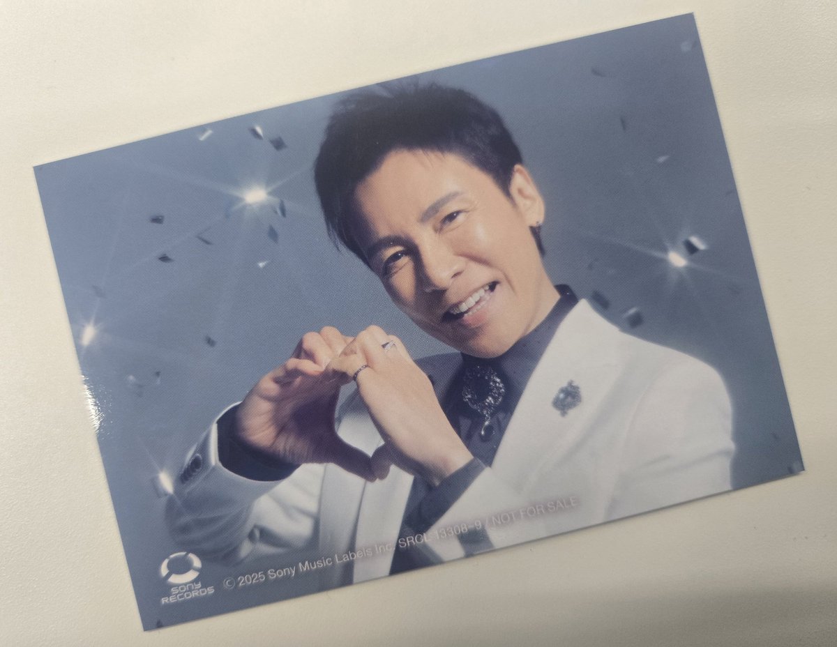 本日フラゲ日！／ ｢最強無敵のDongDongDong!｣ 特典のフォトカードには