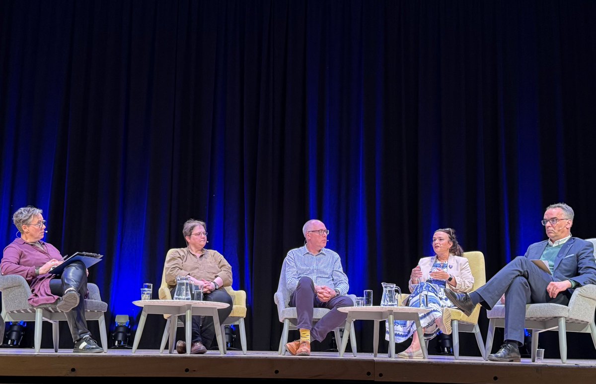Rowett Institute (@rowett_abdn) on Twitter photo Starting #PCST2025 as we mean to go on - with <a href="/ProfAJohnstone/">Professor Alexandra Johnstone</a> joining a thought-provoking opening panel. Communicating science has never been more important - or more challenging, so delighted to see so many experts from across the globe gathered right here in #Aberdeen all week. Starting #PCST2025 as we mean to go on - with <a href="/ProfAJohnstone/">Professor Alexandra Johnstone</a> joining a thought-provoking opening panel. Communicating science has never been more important - or more challenging, so delighted to see so many experts from across the globe gathered right here in #Aberdeen all week.