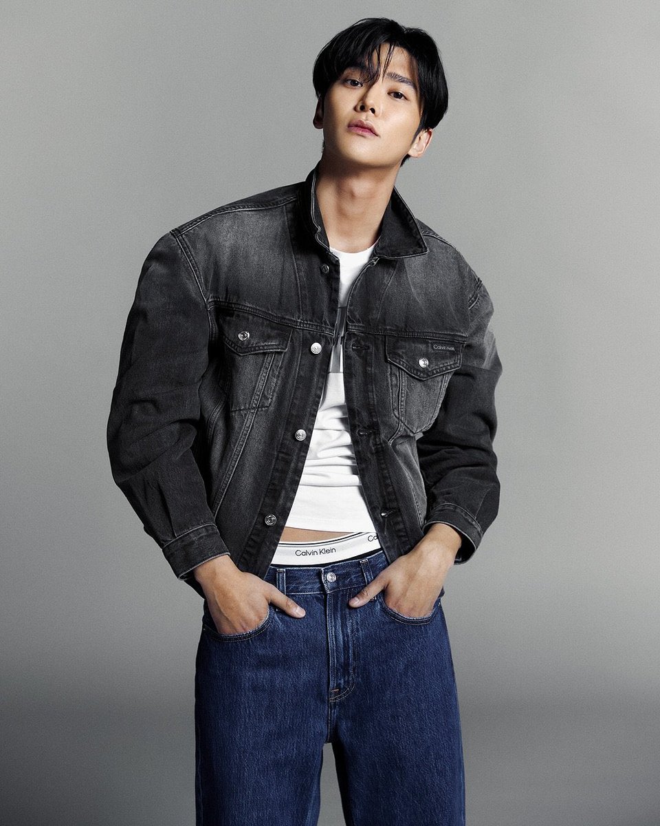 kchartsmaster's tweet photo. ROWOON will begin his mandatory military service on July 21.

https://t.co/oxT8xoFsw1 https://t.co/CRLbcfn38d