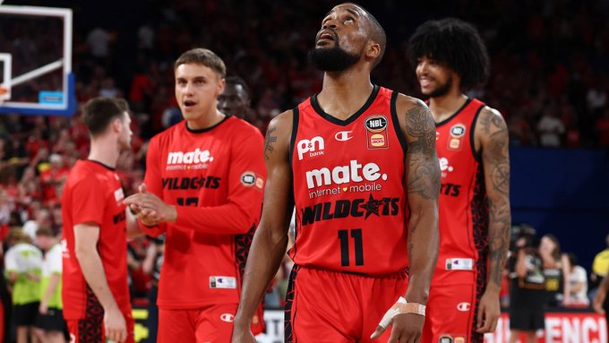 SEN WA Breakfast (@senwabreakfast) on Twitter photo WILDCATS FANS |
The lines will be open from 6am tomorrow π
<a href="/ScottyCummings_/">Scotty Cummings</a> & <a href="/TimGossage/">Tim Gossage π€</a> will be taking your calls on everything that's happening in the Bryce Cotton saga so be ready to call 13 12 55! WILDCATS FANS |
The lines will be open from 6am tomorrow π
<a href="/ScottyCummings_/">Scotty Cummings</a> & <a href="/TimGossage/">Tim Gossage π€</a> will be taking your calls on everything that's happening in the Bryce Cotton saga so be ready to call 13 12 55!