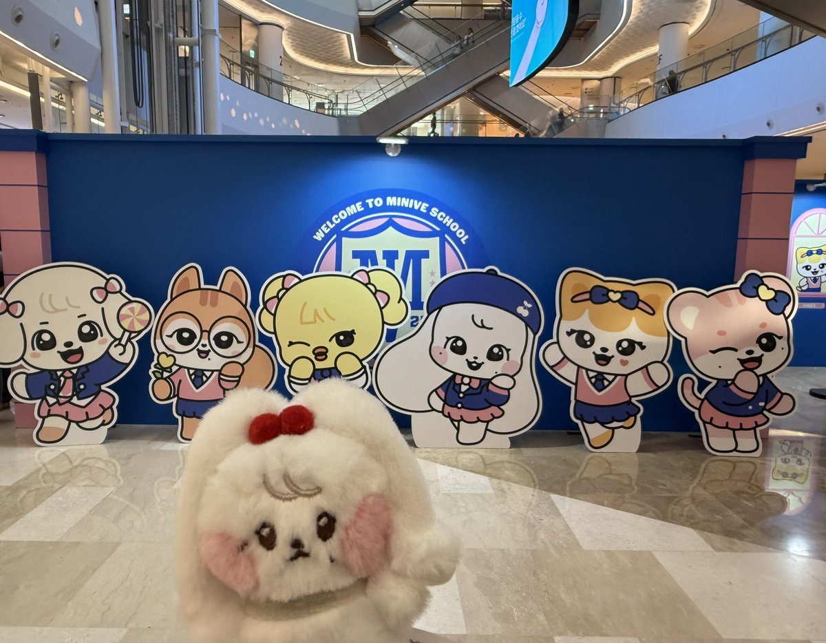 #IVE #아이브 #MINIVE #미니브
#MINIVESCHOOL #미니브스쿨 #MINIVESCHOOL_IN_SEOUL
#사운드웨이브 

미니브 스쿨💕