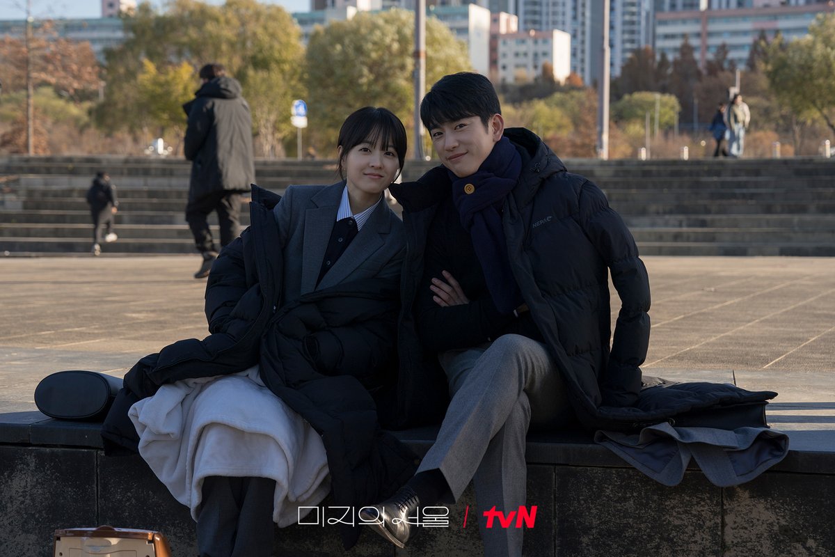 tvN drama tweet media