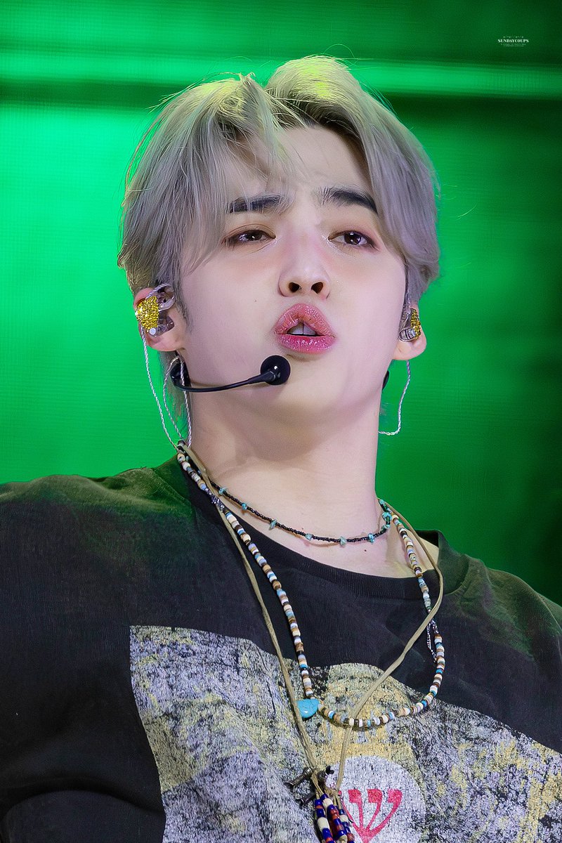 SUNDAYCOUPS_'s tweet photo. 250525 잠수교 쇼케이스

🎧https://t.co/W84rk0e7UD🎶

알로알로….
TH…
 ….U…N….DE..R
알로…

#SCOUPS #에스쿱스 #승철 #세븐틴 #SEVENTEEN https://t.co/I1IrRtmGdc