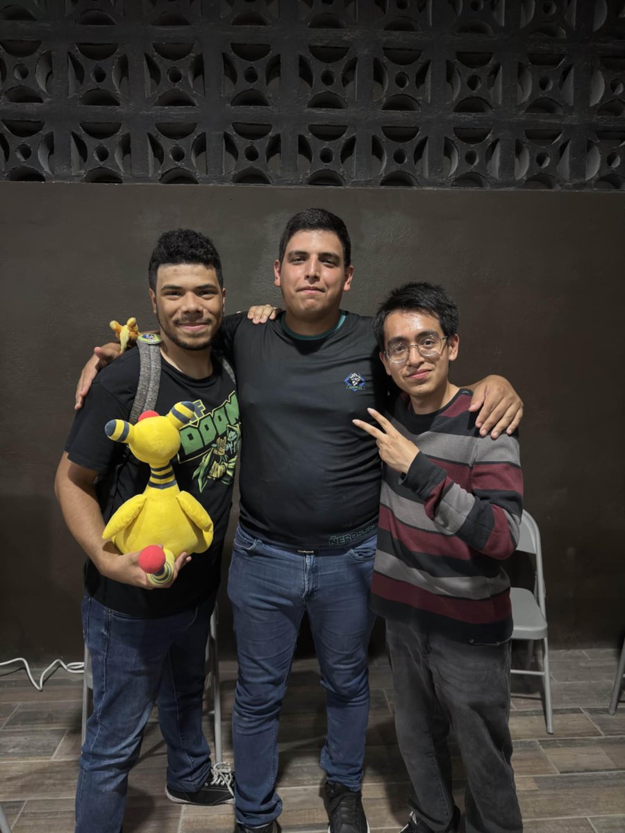 ÑFC/BH/JaZaR (@docjazar) on Twitter photo Ya en casita por el viaje logre llevarme el primer lugar en singles y dobles en el torneo de Reynosa.
Muy contento con mis resultados y espero poder seguir jugando asi,un gusto convivir con la comunidad de Reynosa 😃 y Agradeciendo a <a href="/Neros_FC/">Ñeros F.C.</a> por hacer esto posible🥹🙌
#PuroÑFC Ya en casita por el viaje logre llevarme el primer lugar en singles y dobles en el torneo de Reynosa.
Muy contento con mis resultados y espero poder seguir jugando asi,un gusto convivir con la comunidad de Reynosa 😃 y Agradeciendo a <a href="/Neros_FC/">Ñeros F.C.</a> por hacer esto posible🥹🙌
#PuroÑFC