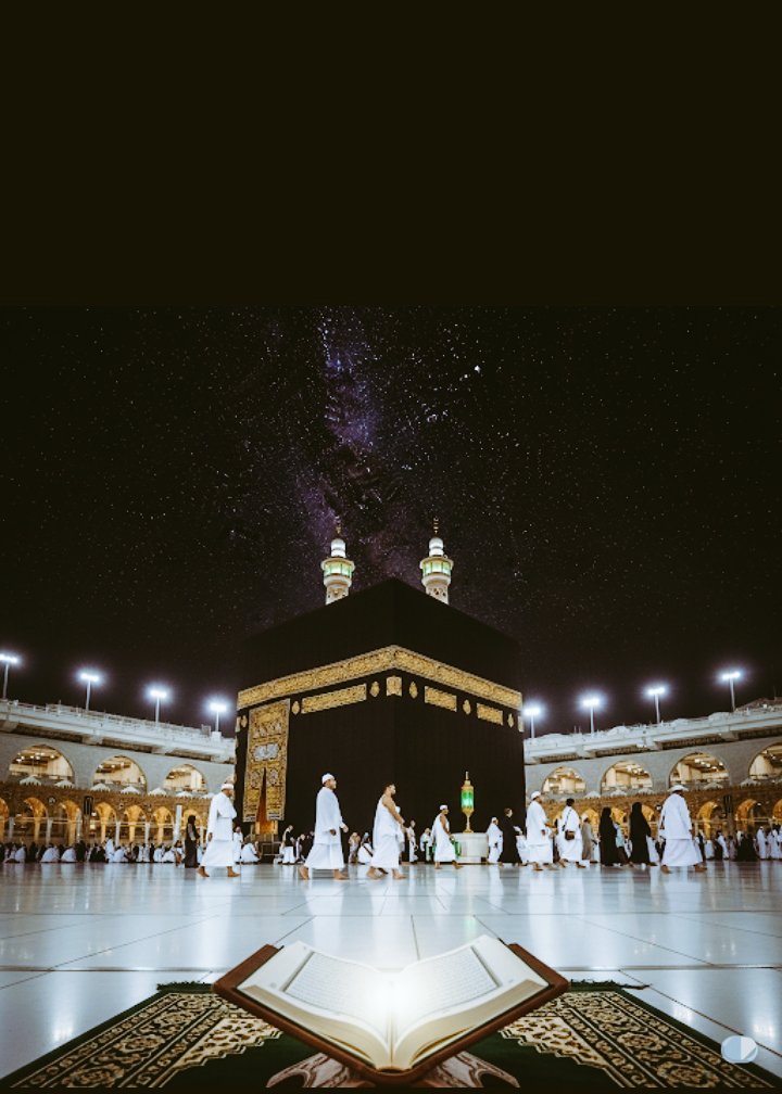 Al_QuranVoice's tweet photo. Ya Allah, bless us all with a chance to perform Hajj or Umrah soon.🤍
#Kaaba #Islam #Quran #Hajj_and_Umrah https://t.co/TLOMI8jUqT