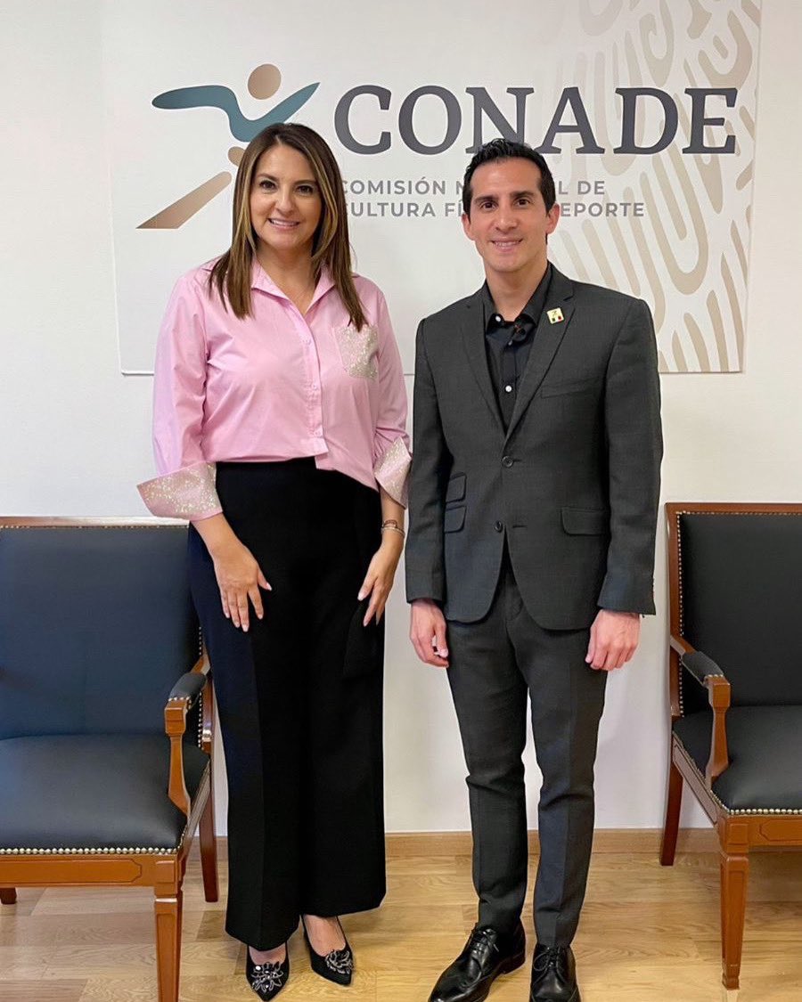 Maiella Gómez (@maiellagomezmg) on Twitter photo Este #lunes tuve el honor de reunirme con <a href="/Rommel_Pacheco/">Rommel Pacheco</a> , director de la <a href="/conadeoficial/">CONADE</a> 🏅
Desde la <a href="/Mx_Diputados/">H. Cámara de Diputados</a> 🏛️, refrendo mi compromiso con el deporte y con quienes, con disciplina y pasión, proyectan a #México 🇲🇽en lo más alto a nivel internacional.
🤾♂️ Nuestros atletas Este #lunes tuve el honor de reunirme con <a href="/Rommel_Pacheco/">Rommel Pacheco</a> , director de la <a href="/conadeoficial/">CONADE</a> 🏅
Desde la <a href="/Mx_Diputados/">H. Cámara de Diputados</a> 🏛️, refrendo mi compromiso con el deporte y con quienes, con disciplina y pasión, proyectan a #México 🇲🇽en lo más alto a nivel internacional.
🤾♂️ Nuestros atletas