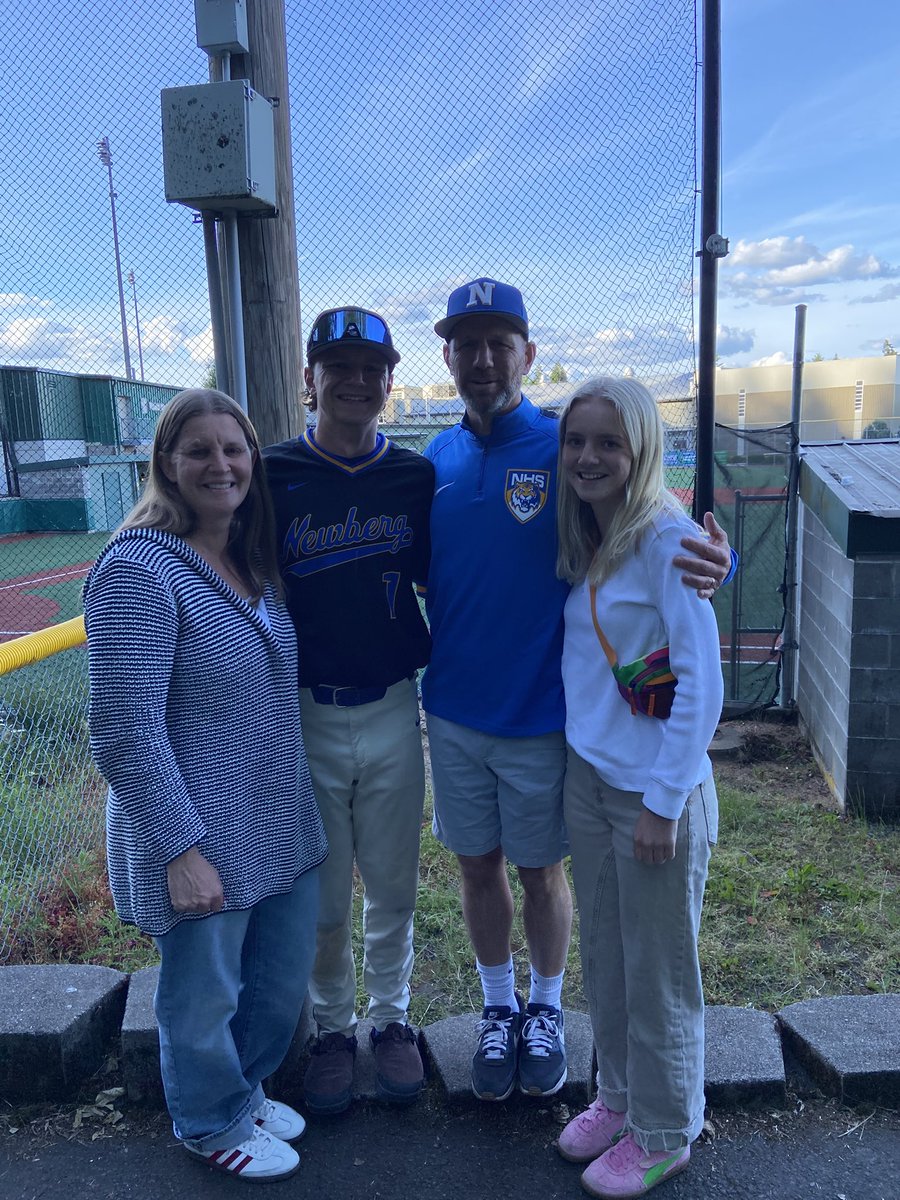 Jamie Johnson tweet media