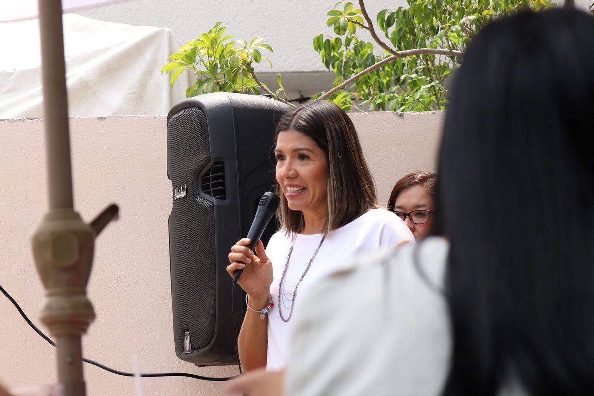 La fuerza femenina enciendió Cuautitlán Izcalli. El curso regional "Imagen Pública &amp; Branding: La marca eres tú" reunió a mujeres apasionadas y empoderadas, listas para liderar el cambio. 

¡Juntas, transformamos el futuro con amor y fuerza!