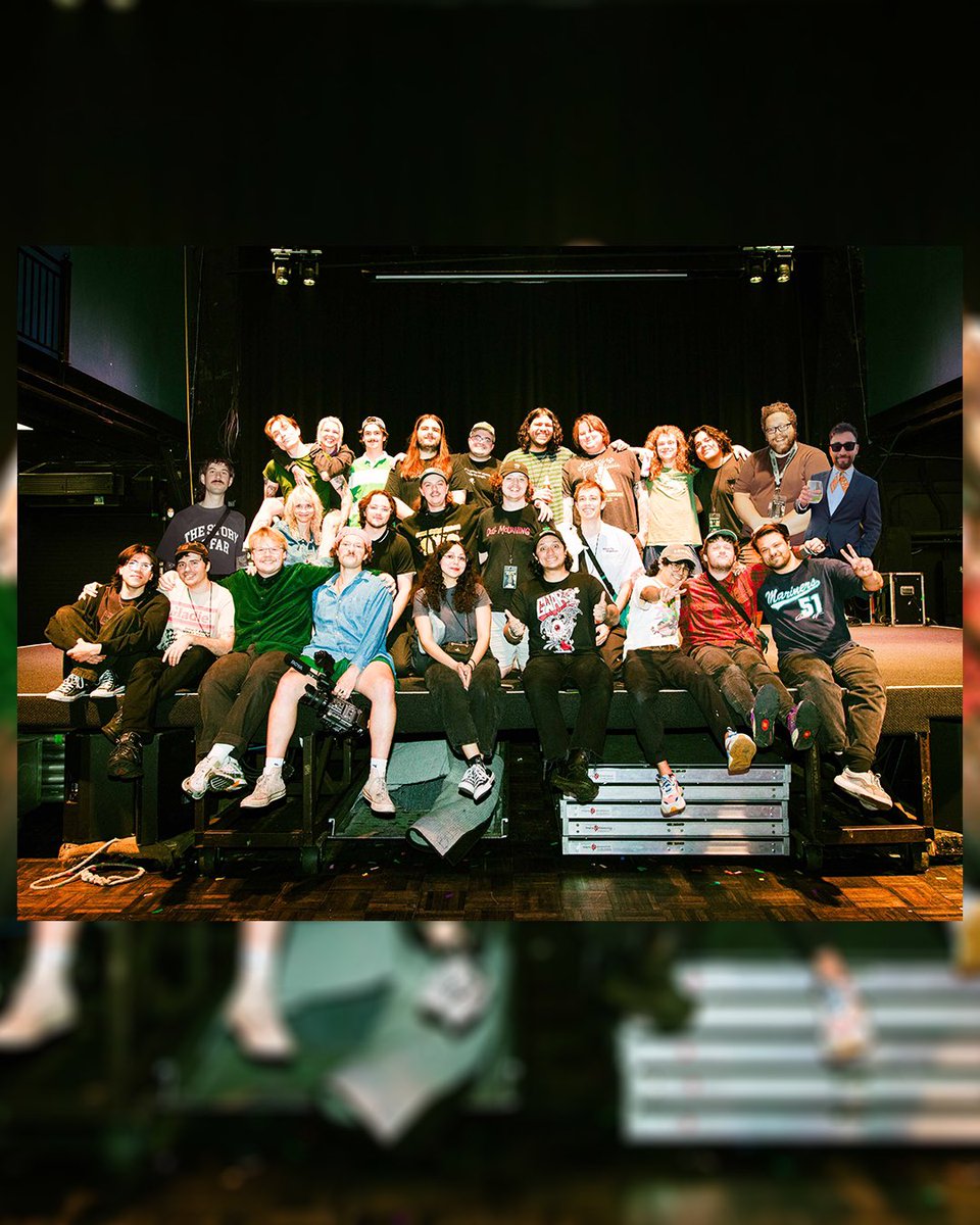 ConorShack's tweet photo. i frickin love riley the band and the others ones are okay too I guess https://t.co/Kd3ganbhBr