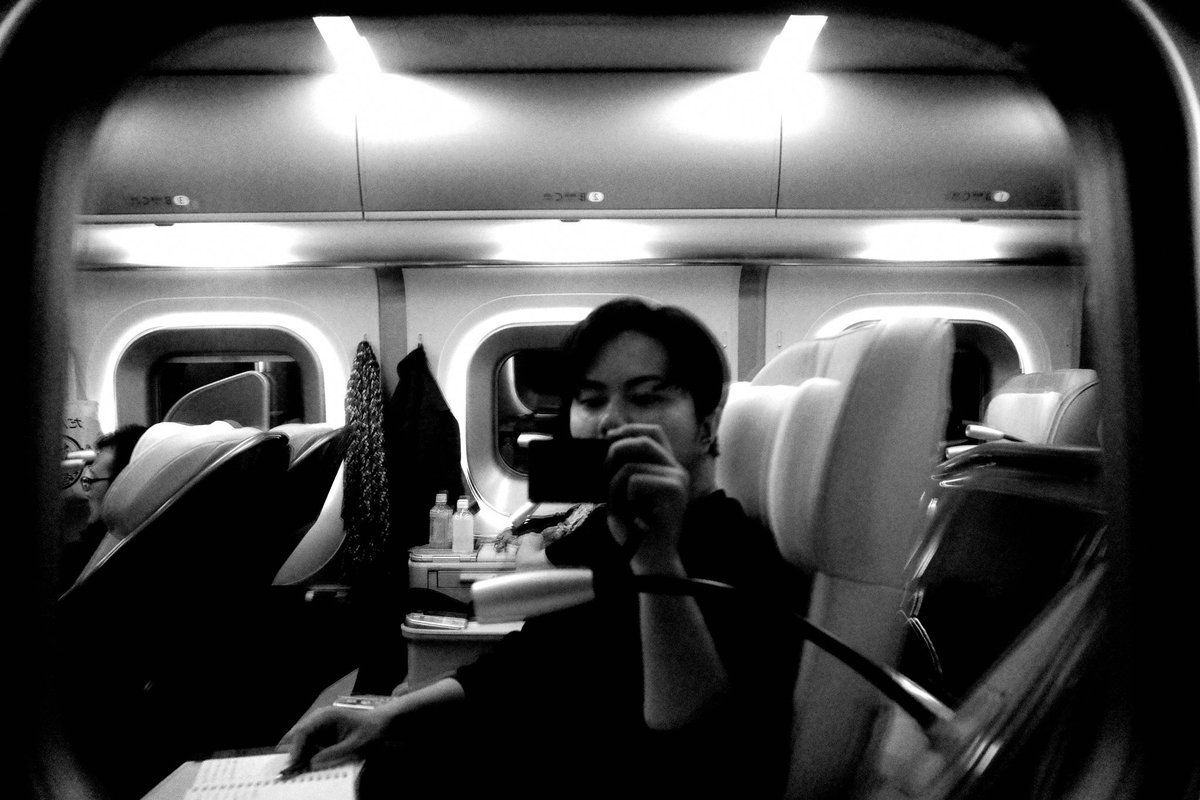 kento108's tweet photo. 弾丸で青森に行ってきました。
奈良さんの作品をしっかりみれたので良かったです。作品載せたらやばい気がするのであおもり犬だけ載せときまする。 https://t.co/T7bxZnp4Xg