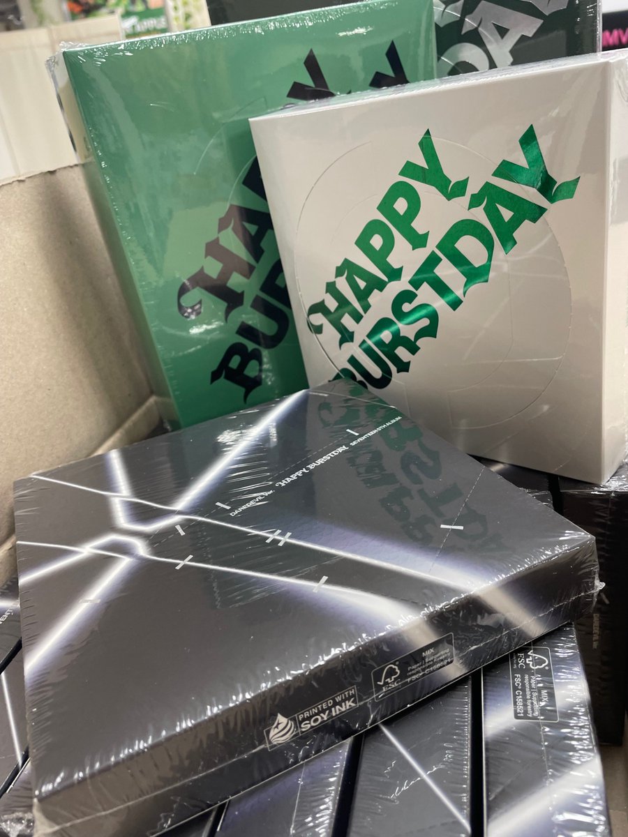 SEVENTEEN】 大変お待たせ致しました💦💦 ⚡「HAPPY BURSTDAY